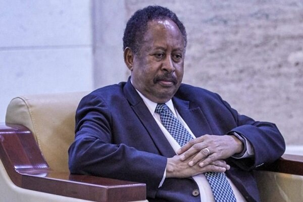 نخست وزیر سودان تا چند ساعت دیگر استعفا می دهد