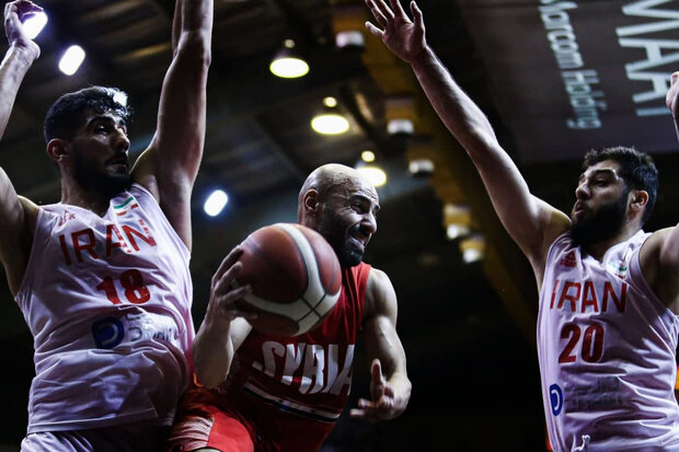 مصطفی هاشمی:بازگشت قدیمی‌های بسکتبال لطمه‌ای به جوانگرایی نمی‌زند