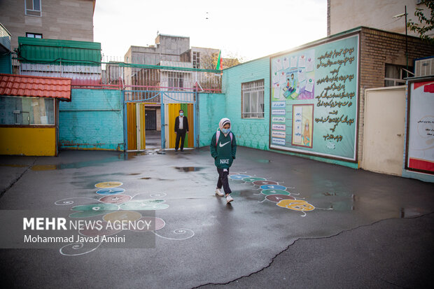 Schools in Qazvin re-open