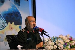 Iran sent oil to Lebanon despite sanctions: IRGC cmdr.