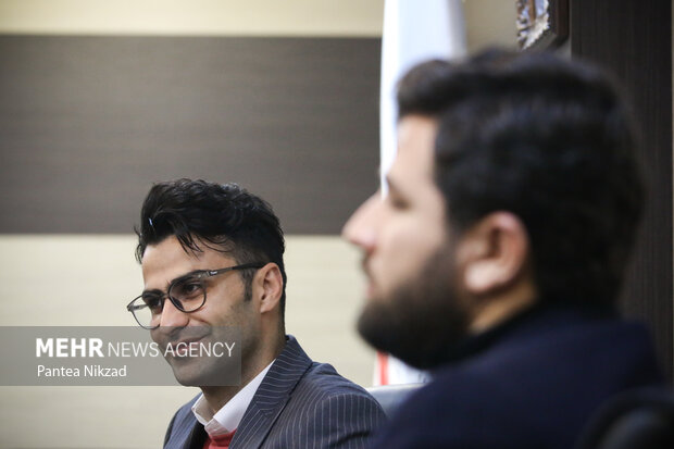 علی اسکندری نویسنده و پیمان امیری راوی کتاب دیپورت با حضور در خبرگزاری مهر به سوالات خبرنگار مهر پاسخ دادند