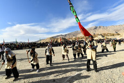 چمر؛ آیینی زنده که سوگ را از خانه به میدان می‌آورد