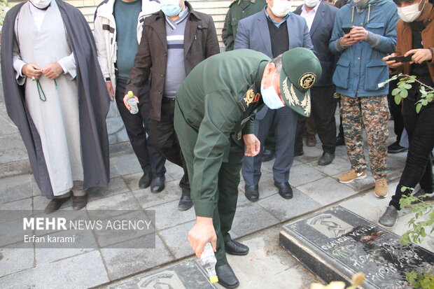 تجدید میثاق بسیجیان کردستانی با آرمان های والای شهدا