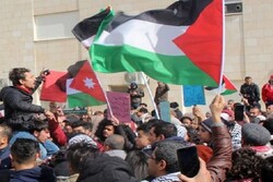 الأردن ... مسيرة احتجاجية ترفض اتفاقية المياه مقابل الطاقة مع الكيان الصهيوني والإمارات
