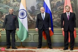 وزرای خارجه روسیه، هند و چین درباره افغانستان گفتگو کردند