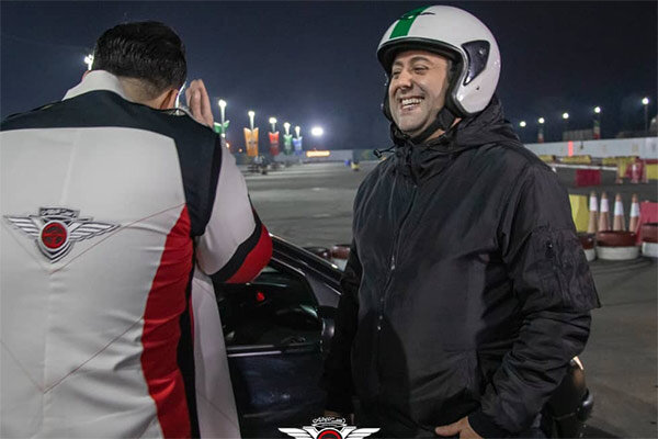 «مثبت دست فرمون» میزبان یکی از ساکنان کلبه عموپورنگ می‌شود
