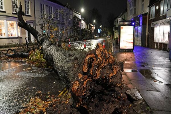 At least 3 people dead in first winter storm in UK