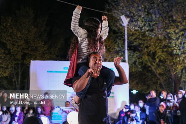 Umbrella of Life National Street Theater Festival in Yazd 