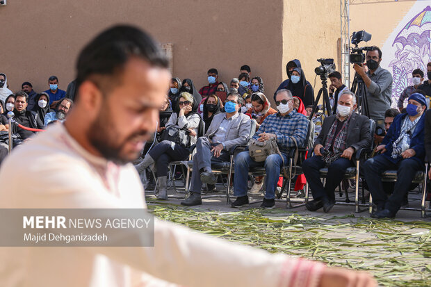 Umbrella of Life National Street Theater Festival in Yazd 