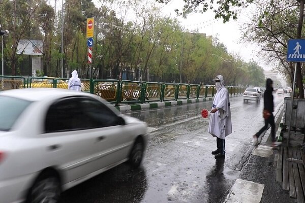 باران ترافیک صبحگاهی تهران را بیشتر کرد
