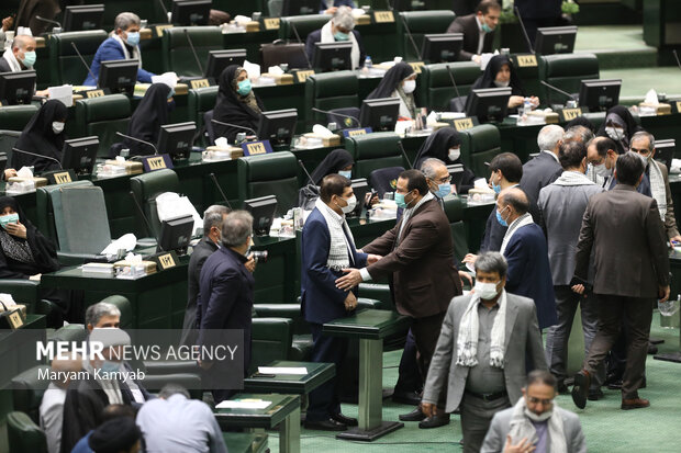 جلسه رای اعتماد به وزیر پیشنهادی آموزش و پرورش 3
