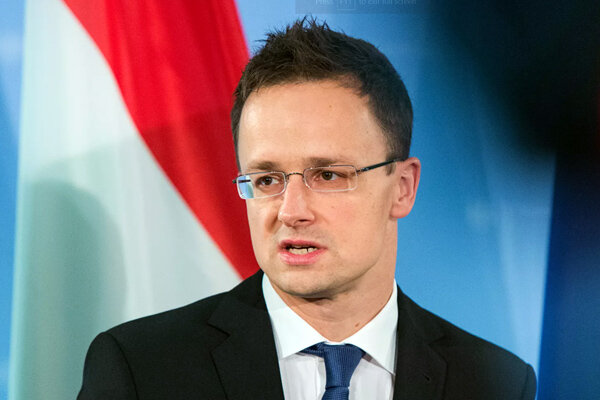 اعتراض وزیر خارجه مجارستان به هتک حرمت قرآن کریم در سوئد
