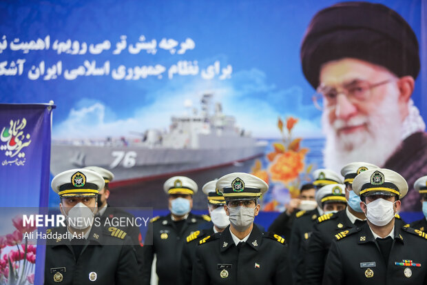 تجدید میثاق نیروی دریایی ارتش با بنیانگذار انقلاب اسلامی صبح روز هفتم آذرماه در مرقد مطهر رهبر کبیر انقلاب اسلامی برگزار شد