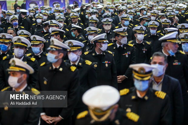 Army naval forces renew allegiance to Imam Khomeini