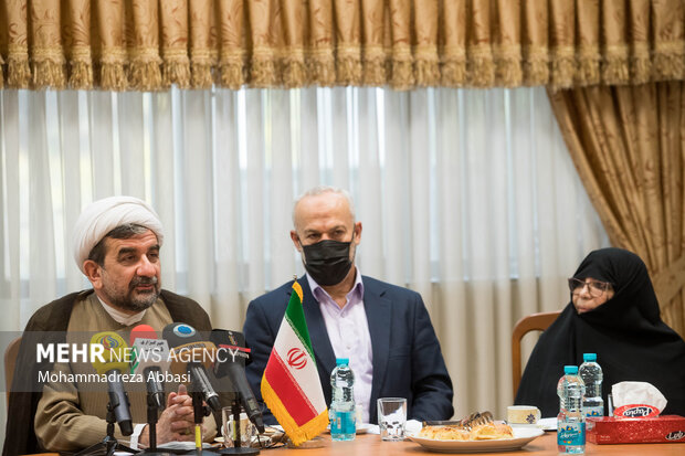 Activists meeting with Palestine envoy in Tehran