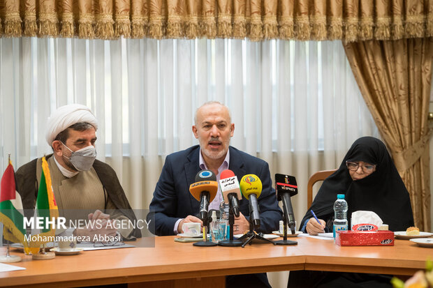 Activists meeting with Palestine envoy in Tehran