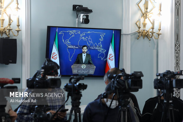 نشست سخنگوی وزارت امور خارجه صبح امروز دوشنبه با حضور خبرنگاران رسانه ها برگزار شد