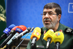 ماموریت رسانه‌های استکباری پشیمان کردن ملت از انقلاب اسلامی است