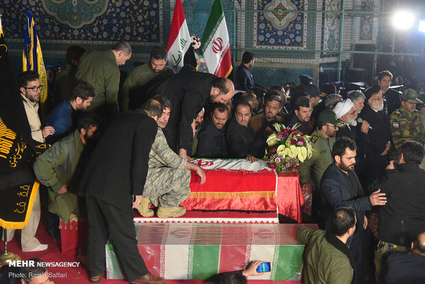 تشییع پیکر شهید سپهبد قاسم سلیمانی در مشهد مقدس