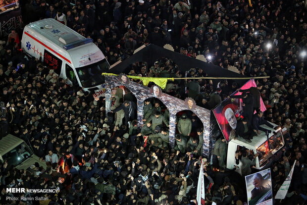 تشییع پیکر شهید سپهبد قاسم سلیمانی در مشهد مقدس