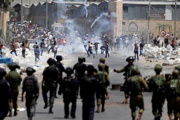 زخمی شدن ده‌ها فلسطینی در درگیری‌های جنوب مسجد الاقصی
