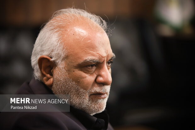  حسن پلارک رئیس سابق ستاد بازسازی عتبات عالیات کشور در گفتگویی اختصاصی به سوالات خبرنگار مهر پاسخ داد