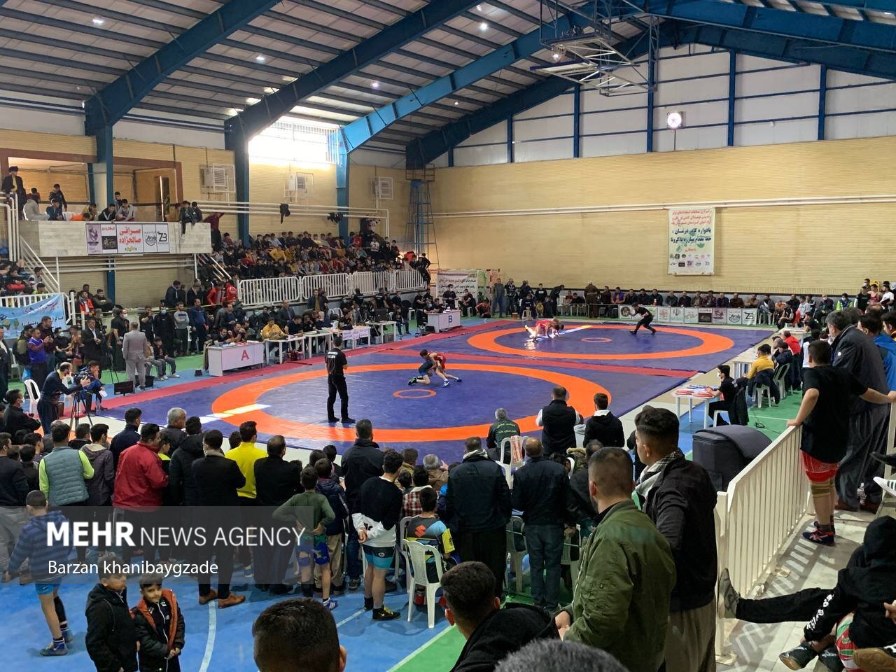 مسابقات کشتی فرنگی و آزاد رده سنی نونهالان در بانه