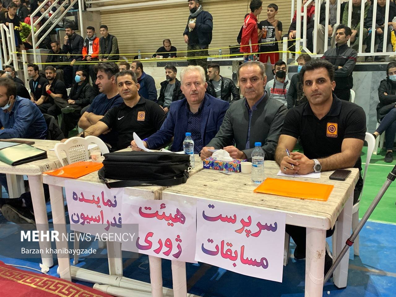 مسابقات کشتی فرنگی و آزاد رده سنی نونهالان در بانه
