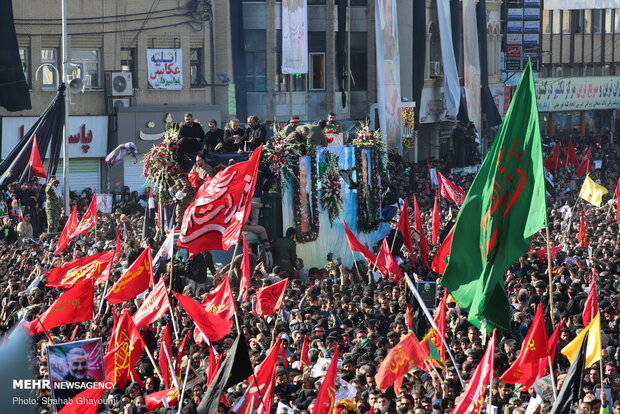 تشییع پیکر شهید سپهبد قاسم سلیمانی در کرمان