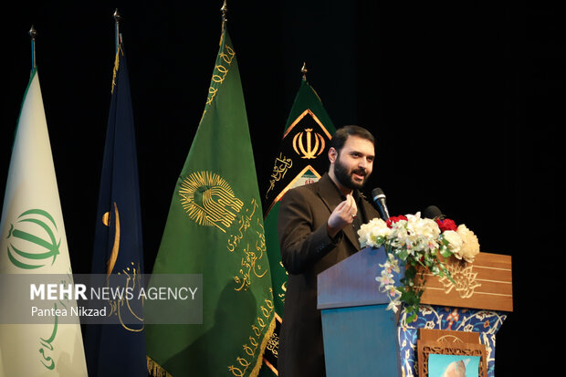 International Poetry Night of “Resistance” held in Tehran
