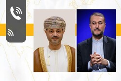 İran ve Umman dışişleri bakanları telefonda görüştü