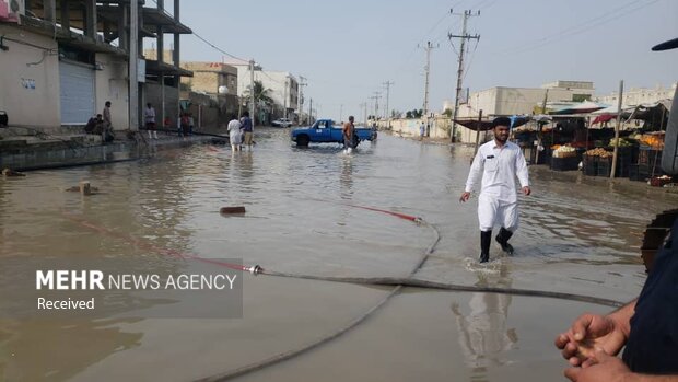 بارش کم سابقه باران در کنارک - سیستان و بلوچستان
