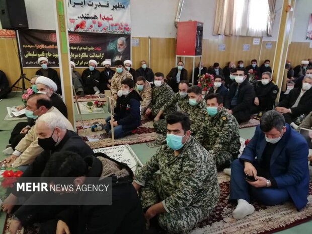 خون سردار سلیمانی رفراندومی بر حقانیت نظام اسلامی بود