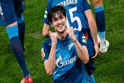 Newcastle seeks to hijack Lyon transfer for Zenit's Azmoun