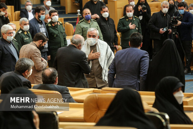 سردار محمدرضا نقدی معاون هماهنگ‌کننده سپاه پاسداران انقلاب اسلامی در نخستین جشنواره کارمندتراز حاج قاسم سلیمانی حضور دارد