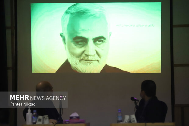 فیلم کوتاهی از سردار سلیمانی در انتخابات هیأت رئیسه شورای عالی استانها در حال پخش است