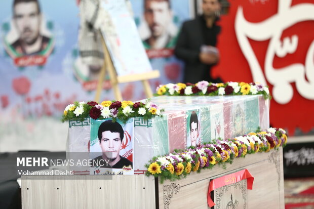 شهید «قادر عبداللهی» در خاک وطن آرام گرفت