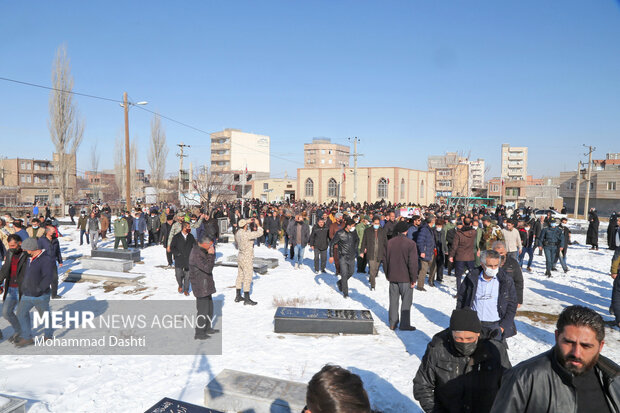تشییع و تدفین پیکر شهید قادر عبدالهی در اردبیل