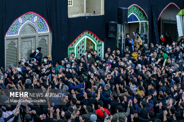 مراسم نخل برداری شهادت حضرت فاطمه زهرا( س) در تفت