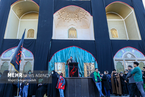 مراسم نخل برداری شهادت حضرت فاطمه زهرا( س) در تفت