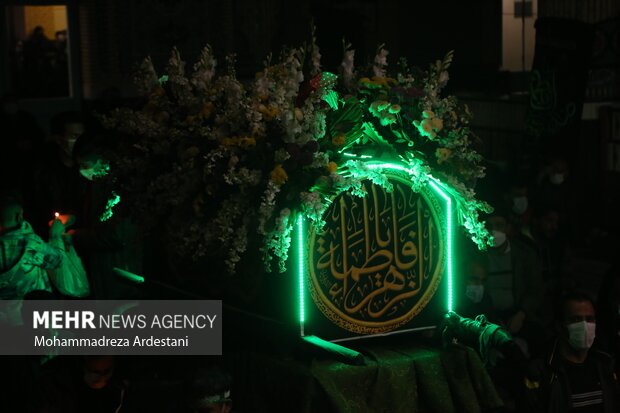آئین تشییع نمادین حضرت زهرا(س) در ورامین برگزار شد