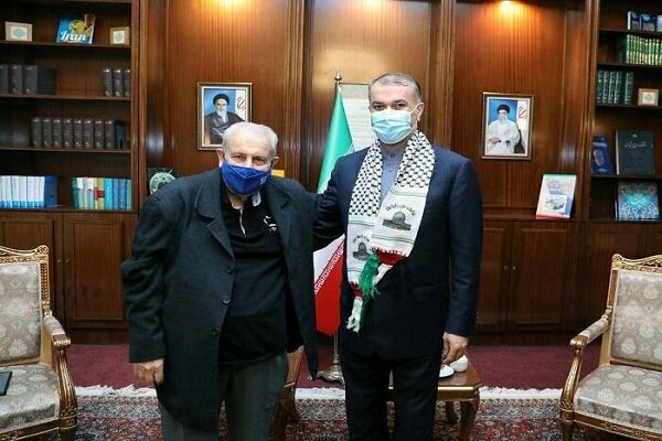New Algerian envoy submits credentials to Iran FM