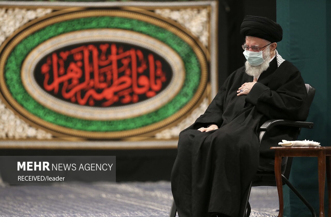 حسینیہ امام خمینی (رہ) میں حضرت زہرا (س) کی شام شہادت کی مناسبت سے مجلس عزا منعقد