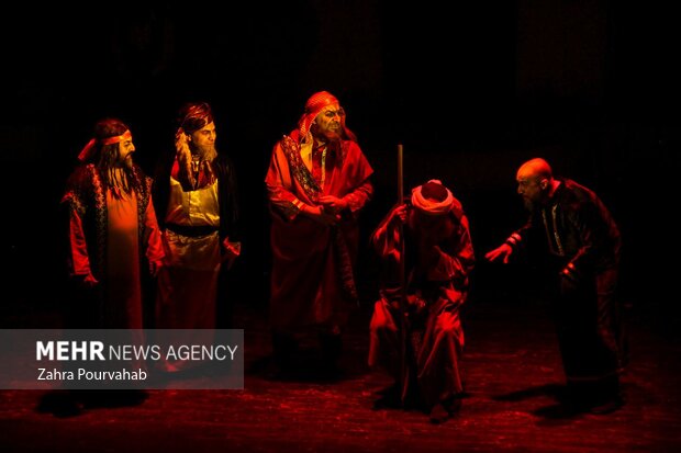 اجرای نمایش «بیرق ماندگار» در شیراز‎‎
