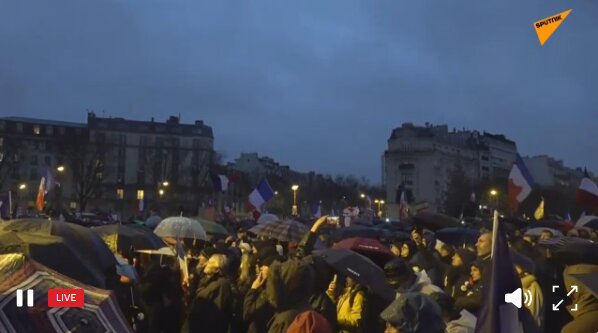 مردم فرانسه در پاریس و «مولوز» علیه «ماکرون» تظاهرات کردند