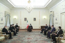 Reisi, Türkmenistan Devlet Başkanı Yardımcısı'nı kabul etti