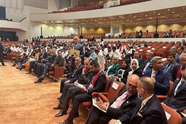 نخستین جلسه از دور جدید پارلمان عراق آغاز شد