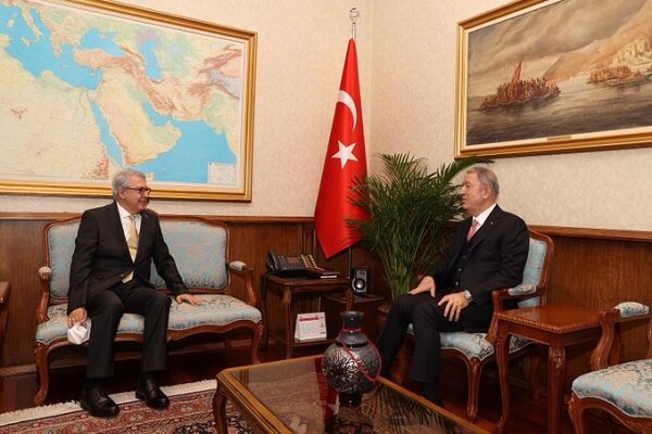 Akar, Türkiye-Ermenistan Normalleşme Süreci Özel Temsilcisi ile görüştü