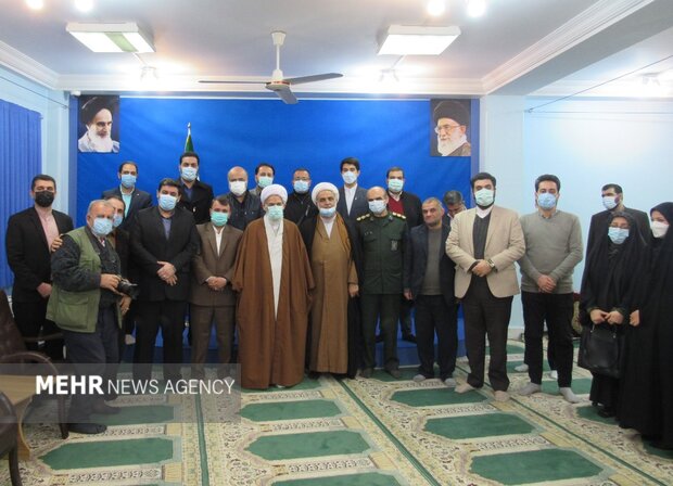 دیدار اعضای بسیج رسانه با آیت الله لائینی در مازندران