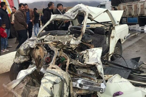 تصادف در جاده کرمان - زرند ۶ مصدوم برجای گذاشت